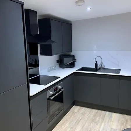 Plymouth City Centre Apartment Near Theatre Royal Exterior photo